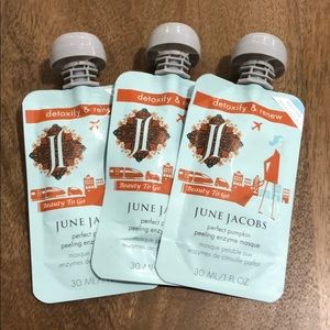 3 BRAND NEW June Jacobs Pumpkin Mask on the go!